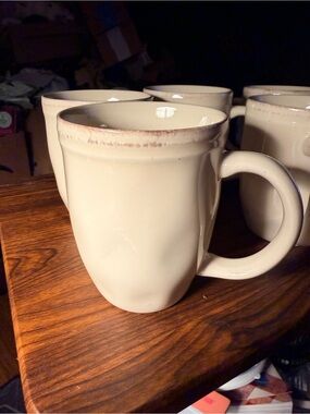Set of 8 Rachael Ray Cucina Almond Cream mug